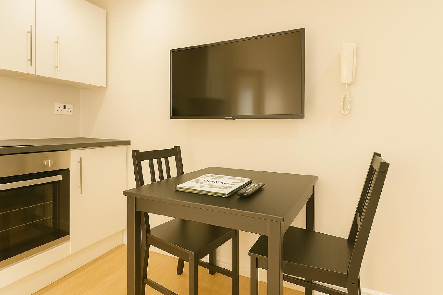 One Bedroom Apartment In City Centre Cardiff Dış mekan fotoğraf